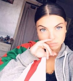 Lina, 21 سنة, أنتى